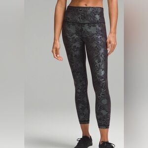 Wunder Under High-Rise Tight 25" *Shine